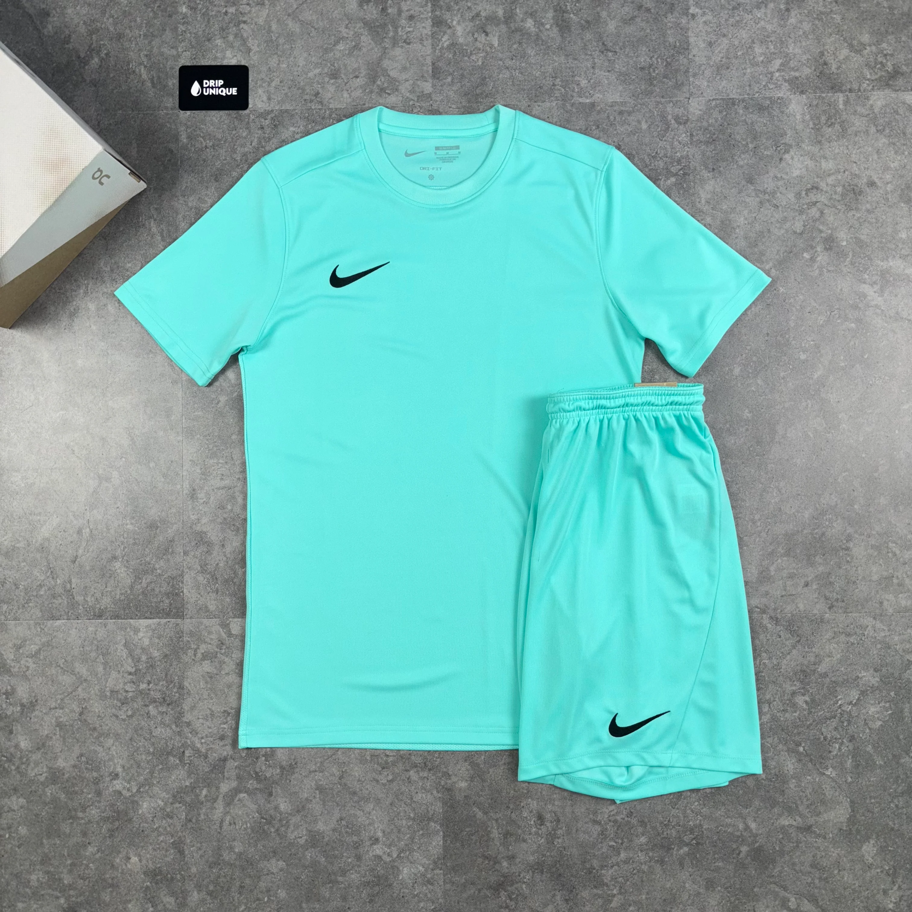 Nike Dri-Fit Set Turquoise Blue - Image 3