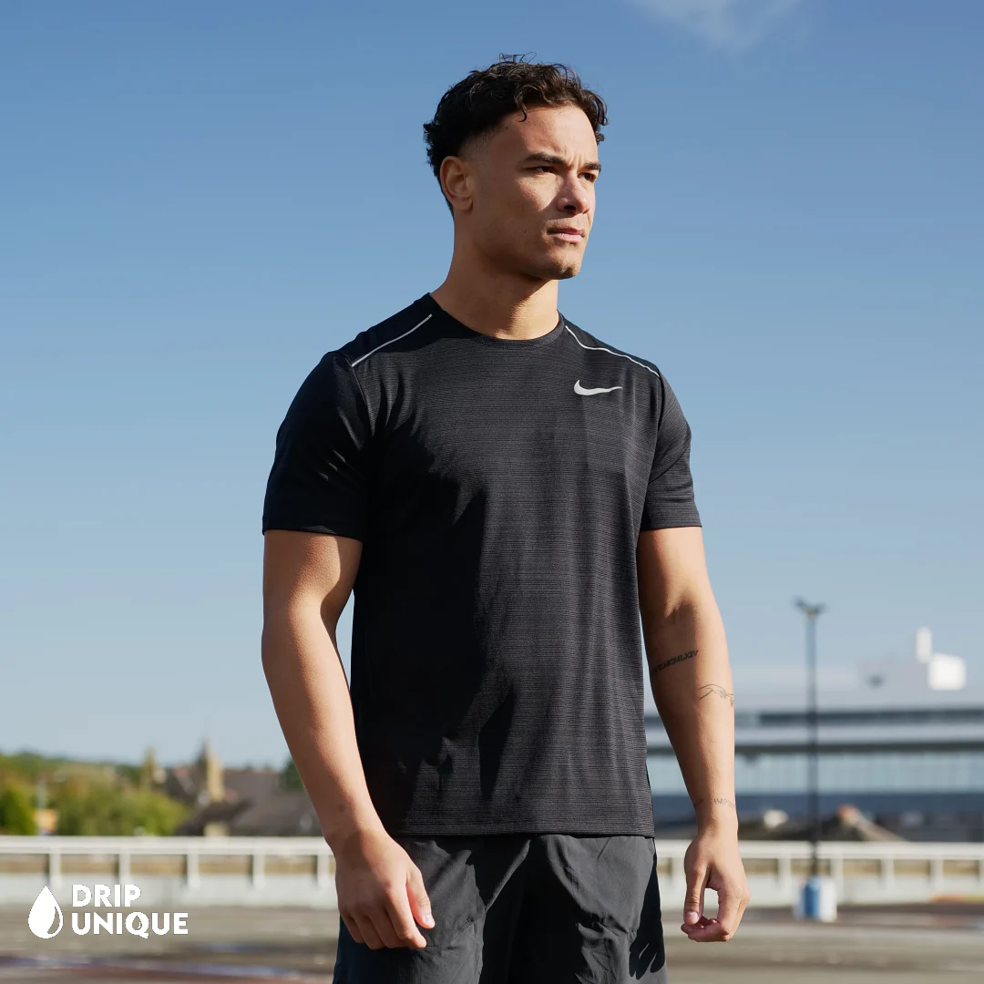 Nike Miler T-Shirt Black - Image 4
