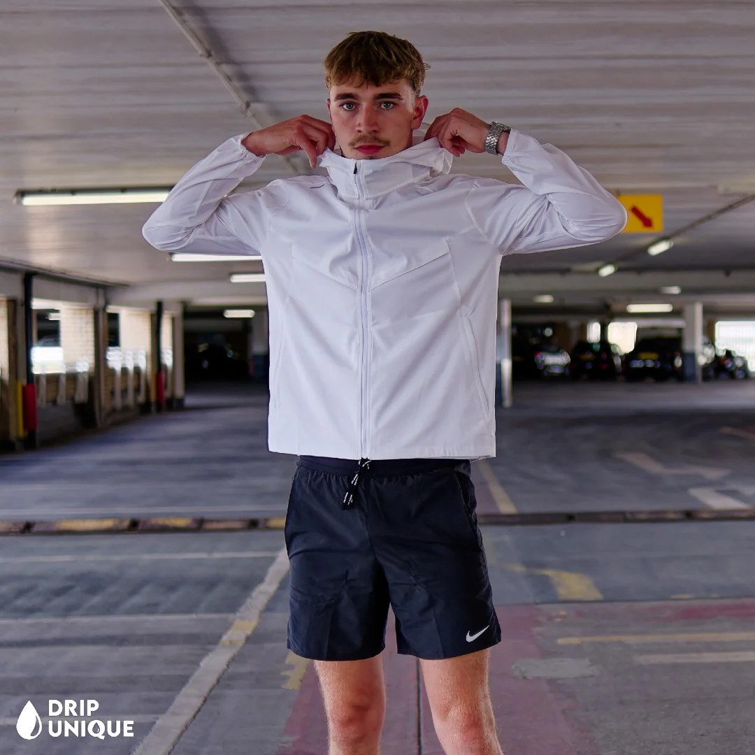 Nike UV Windrunner Jacket Ice White - Image 3