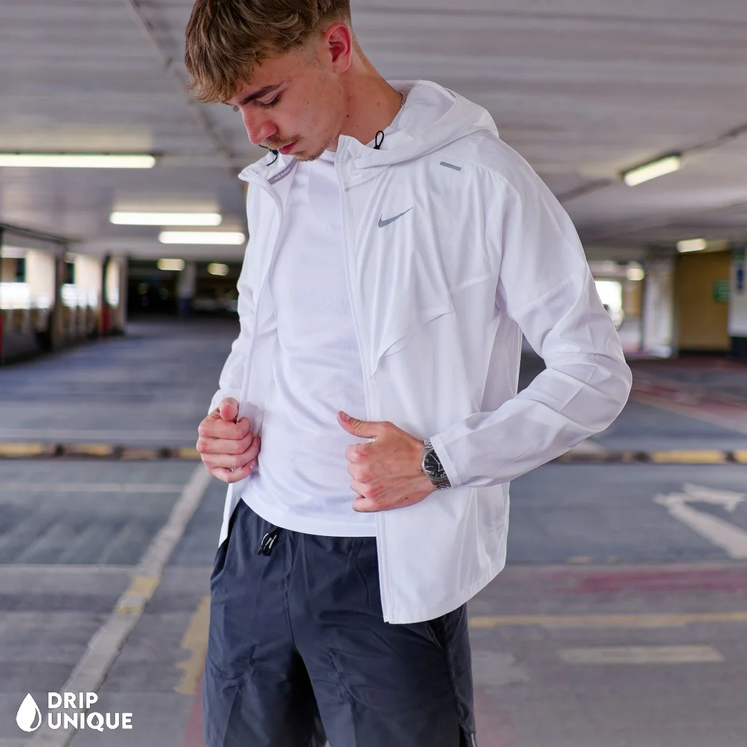 Nike UV Windrunner Jacket Ice White - Image 8